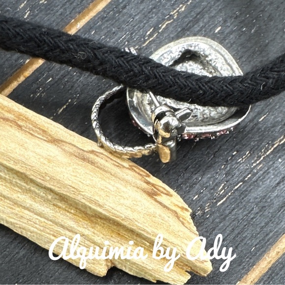 Pink and Silver Pendant Necklace - Picture 4 of 4